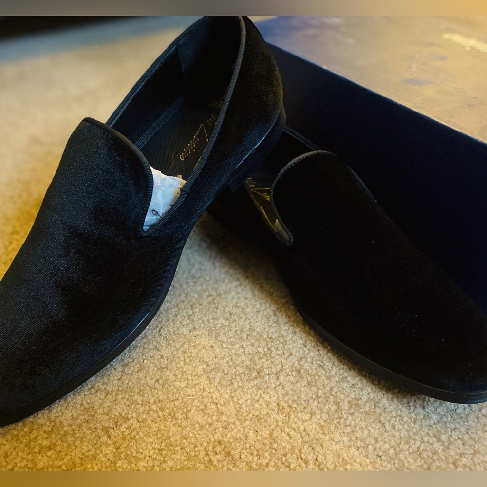 Santino Luciano Black Velvet Loafer Sz 7.5 Wore Once for Black Tie Event🤵‍♂️
